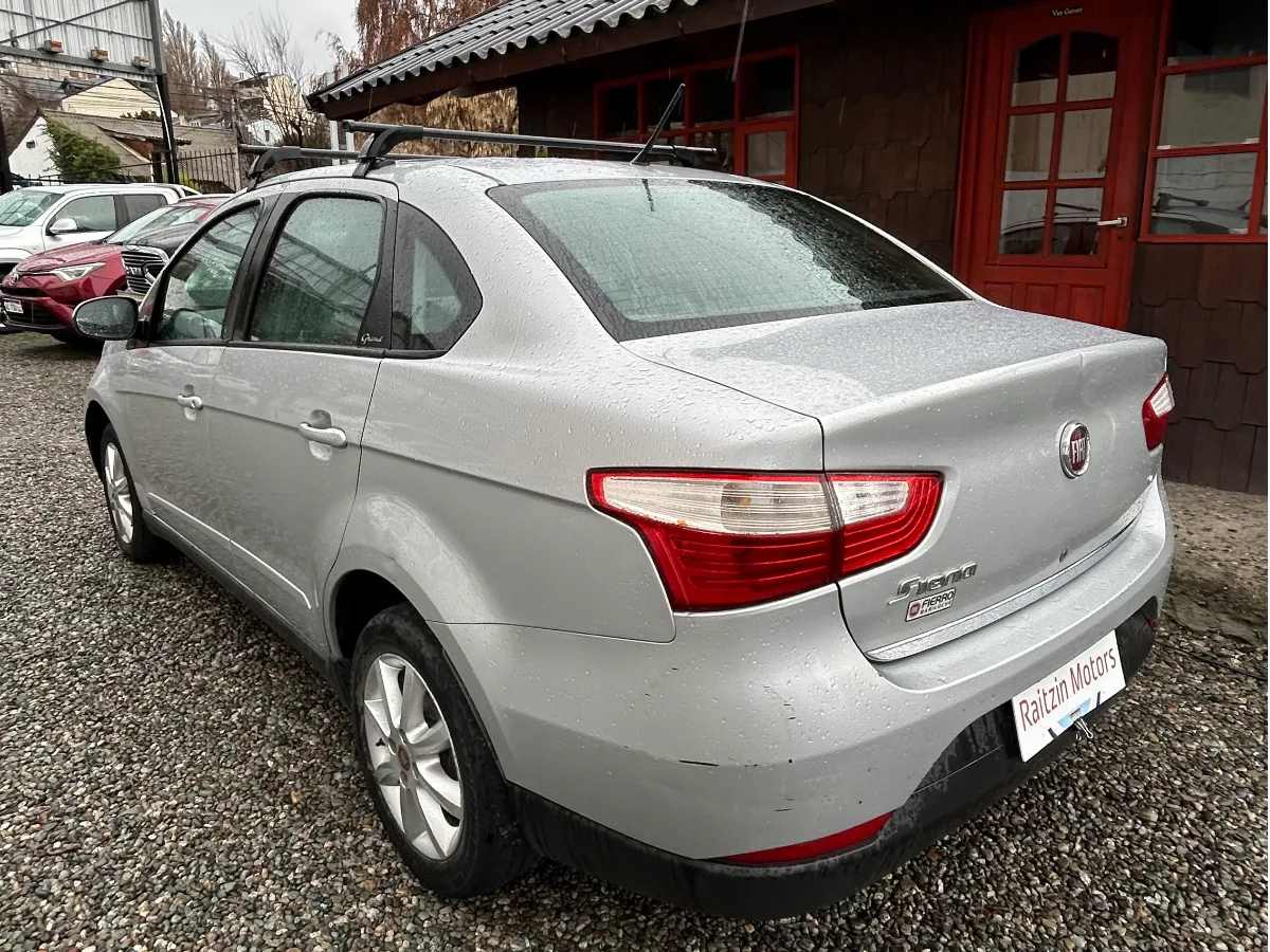 Fiat Grand Siena 2013 — foto 4