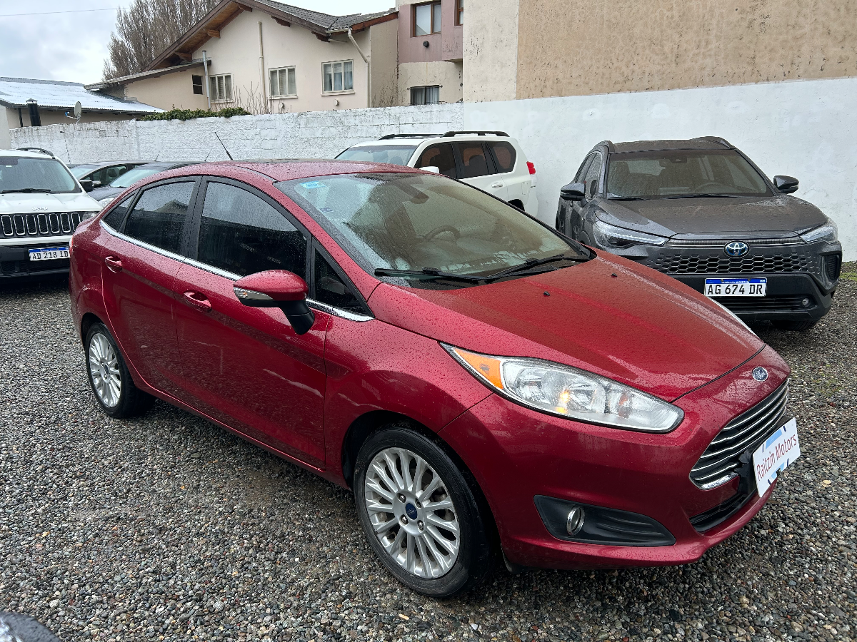 Ford Fiesta Titanium sedan 2016 — Raitzin Motors Bariloche