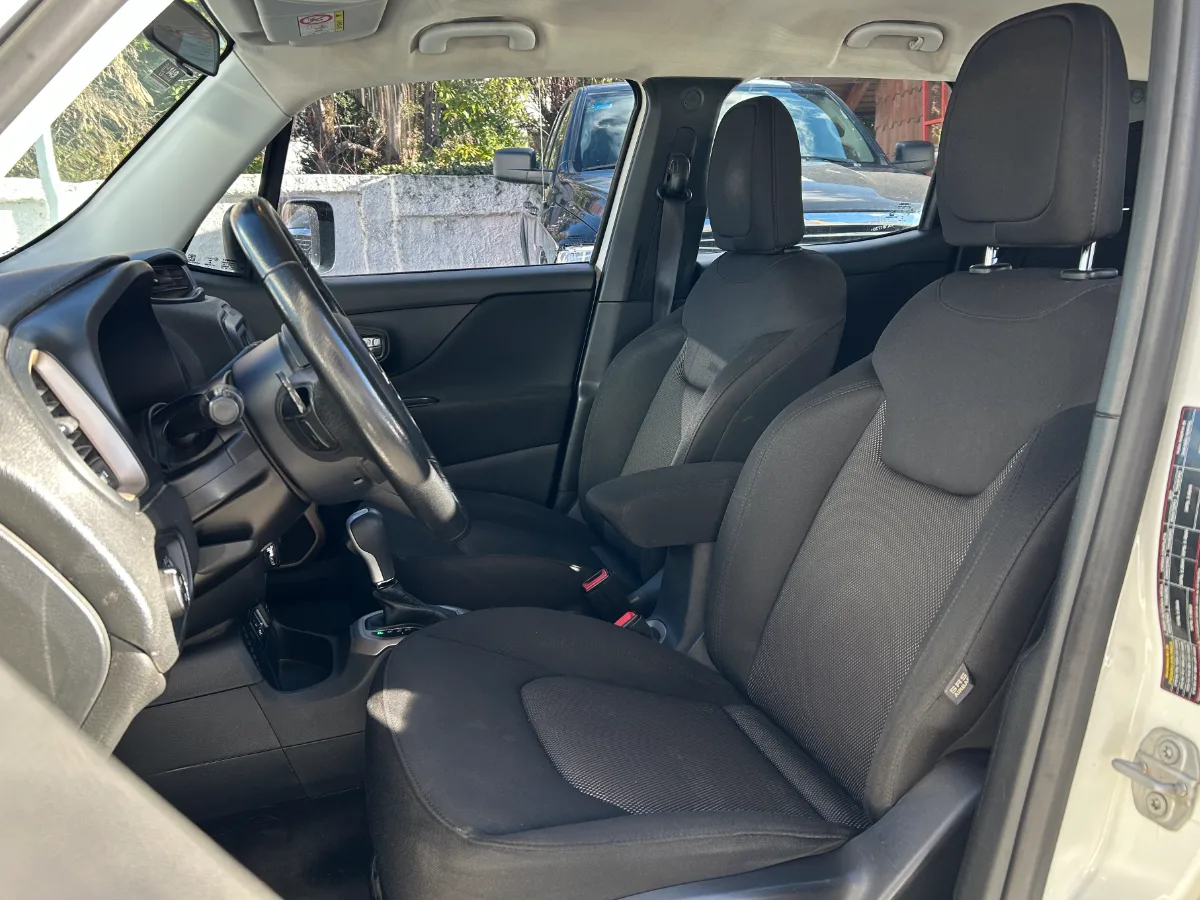 Jeep Renegade Sport 2018 — foto 7