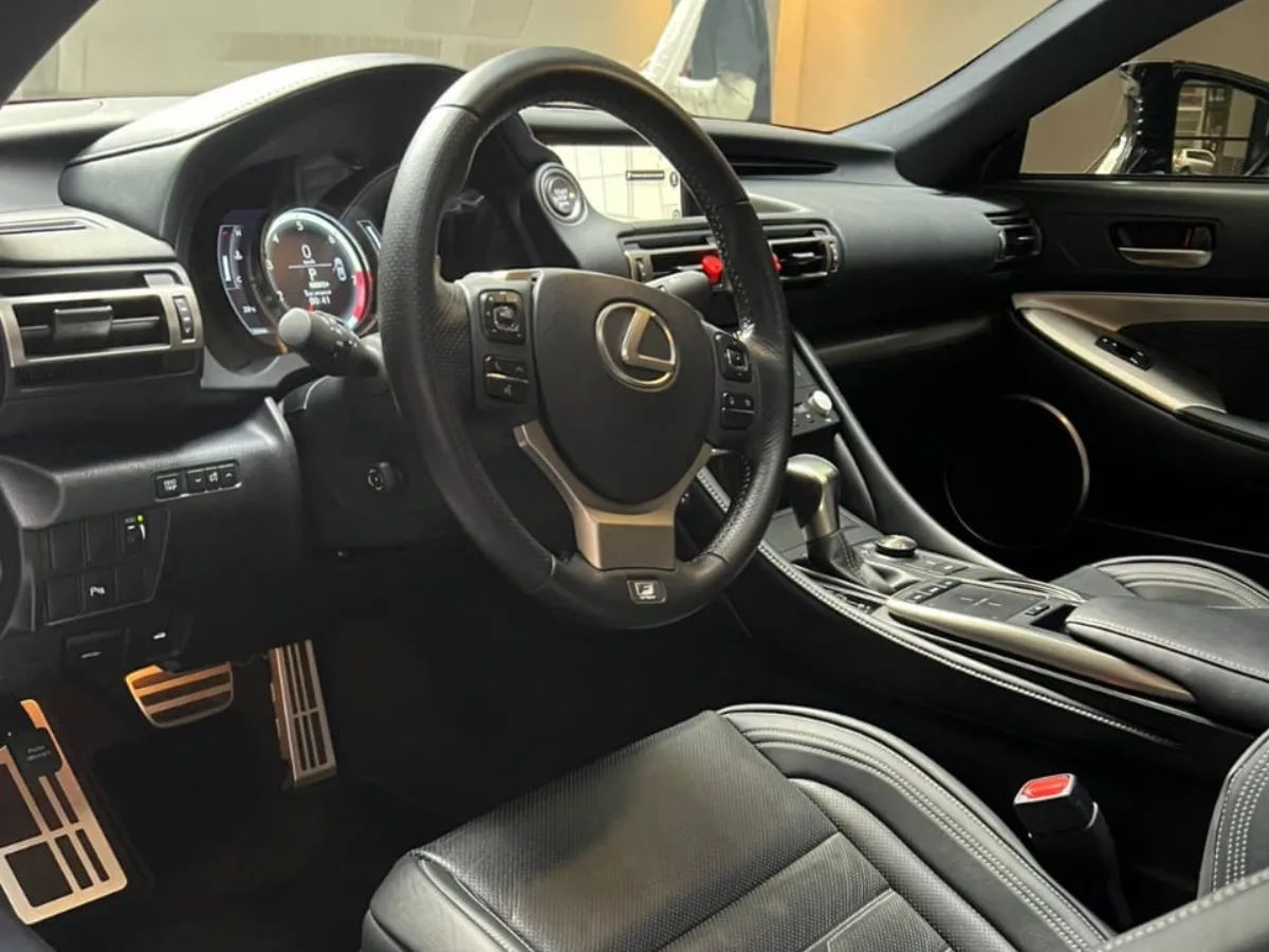 Lexus RC 350 F-SPORT 2020 — foto 6