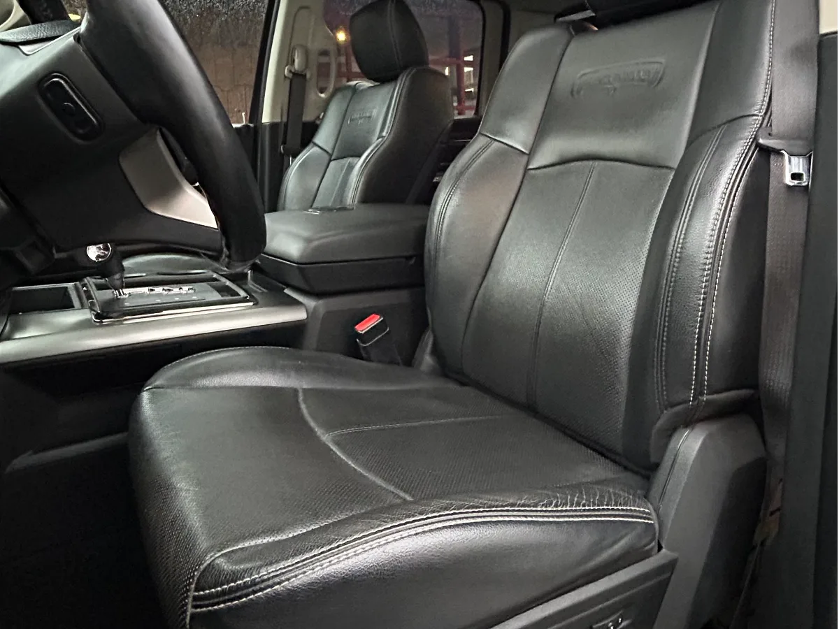 RAM 1500 Laramie 2019 — foto 8