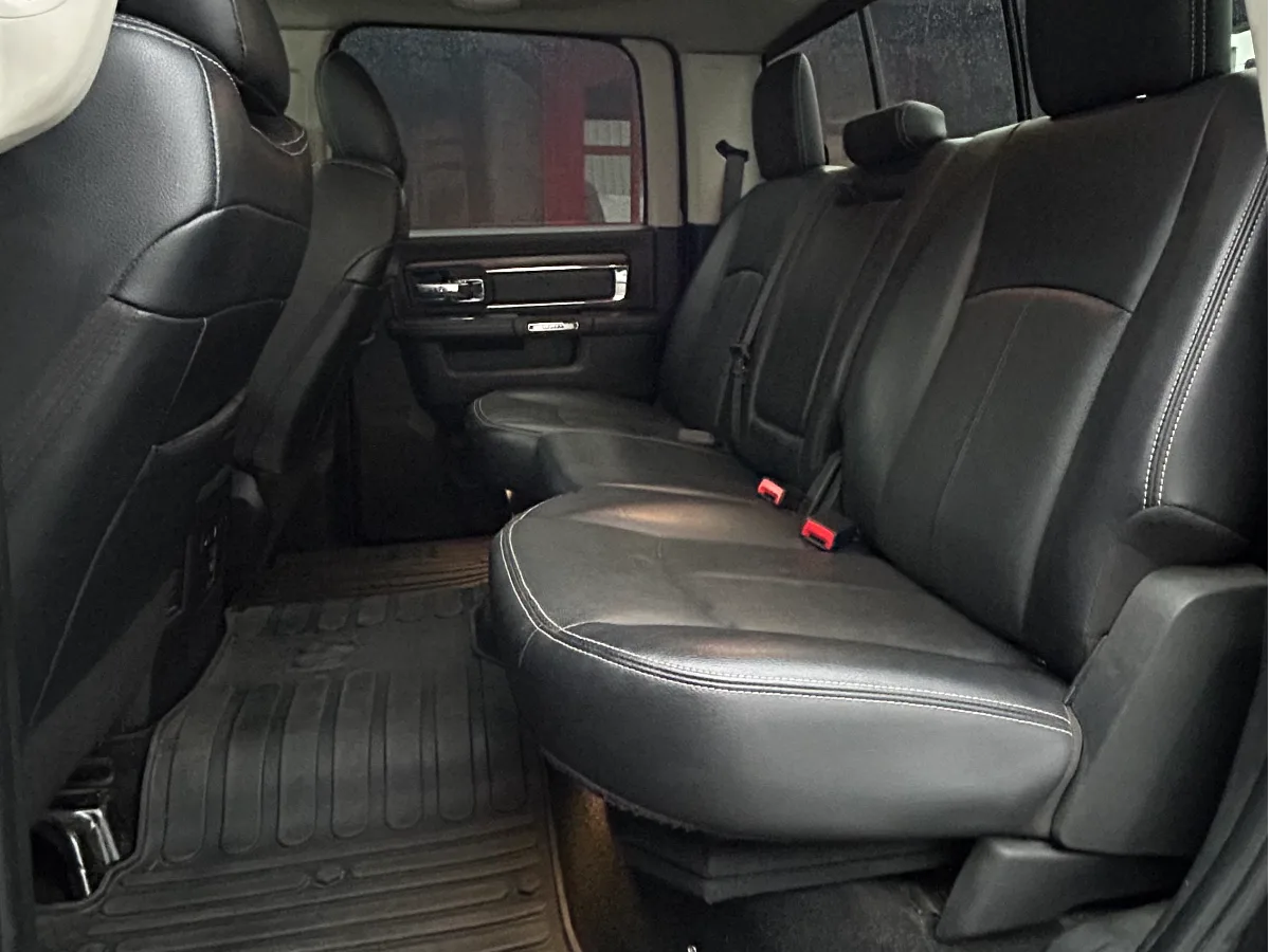 RAM 1500 Laramie 2019 — foto 10