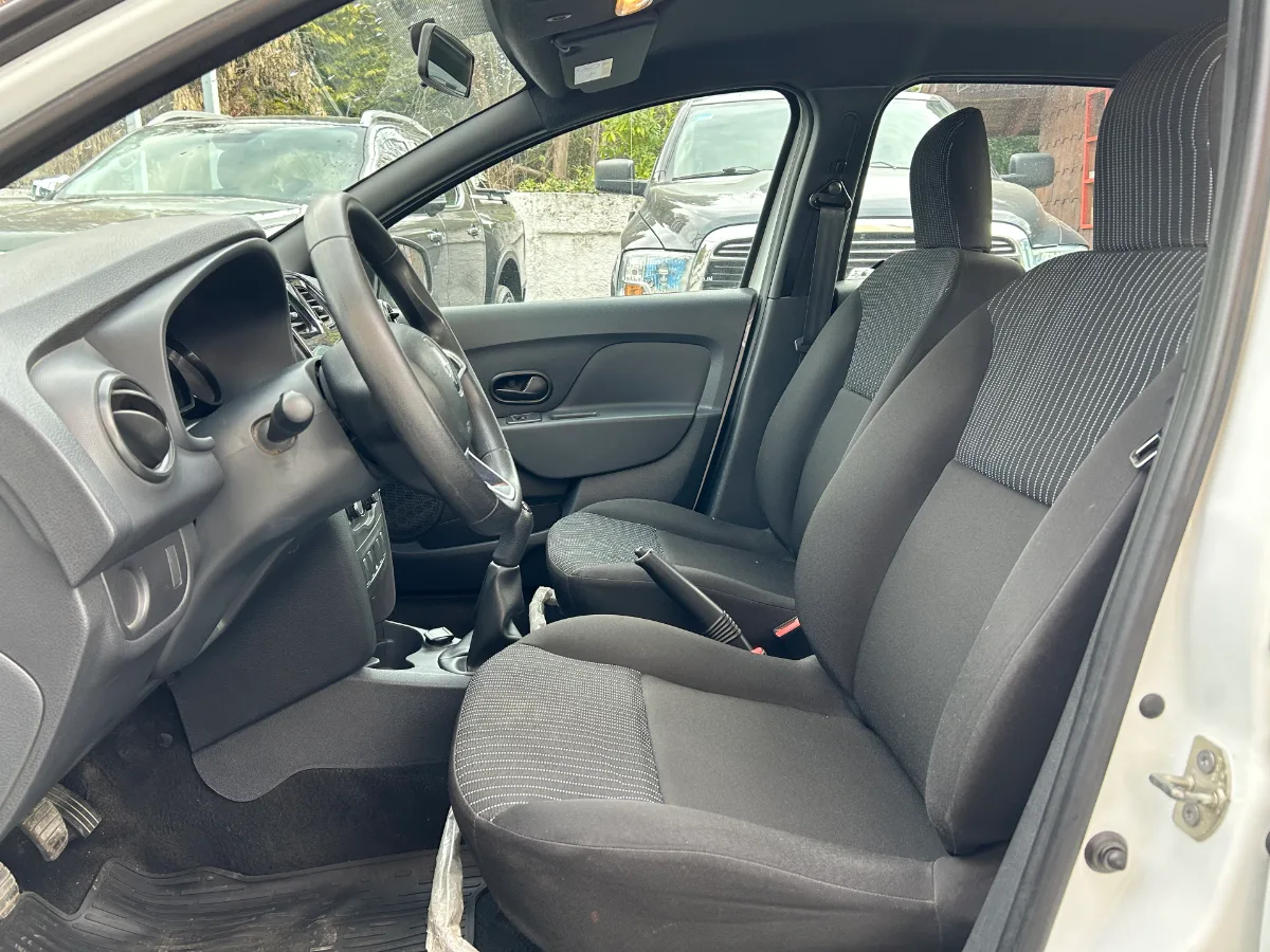 Renault Logan PH2 LIFE 2021 — foto 7