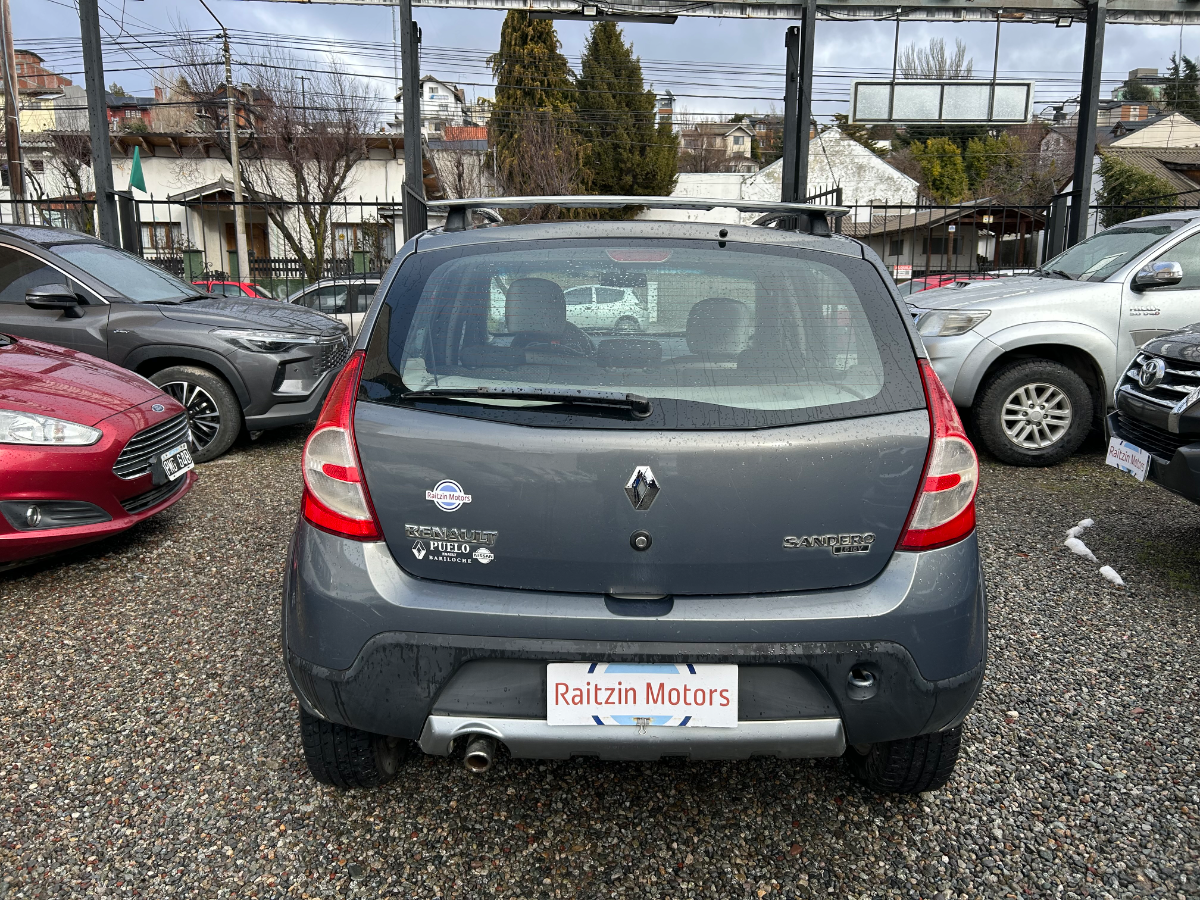 Renault Sandero Stepway 2010 — foto 4