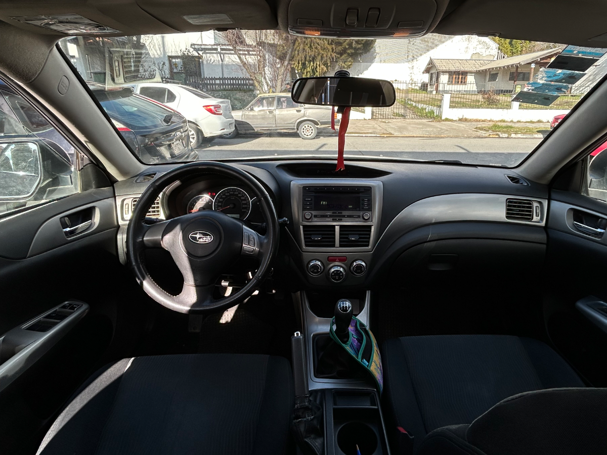 Subaru IMPREZA 2.0 2010 — foto 7