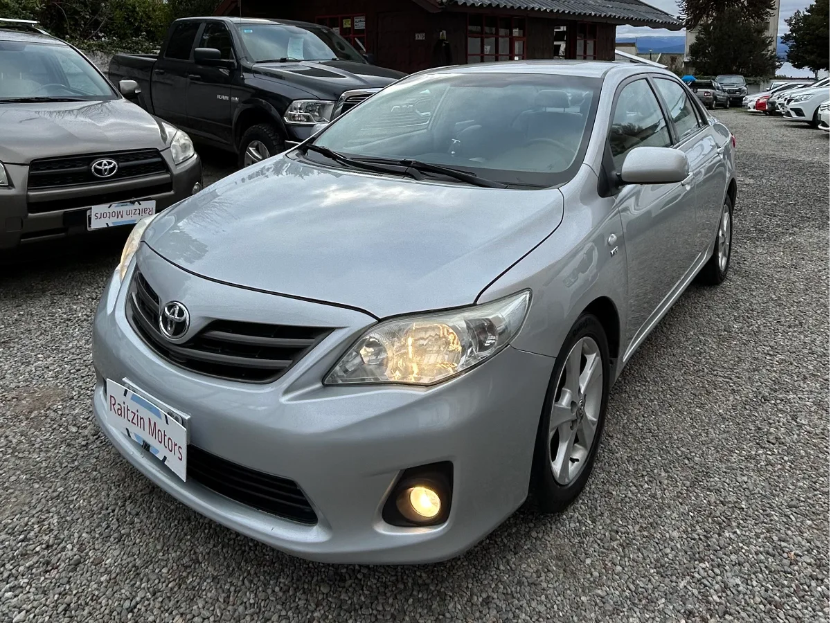 Toyota Corolla 2014 — foto 2